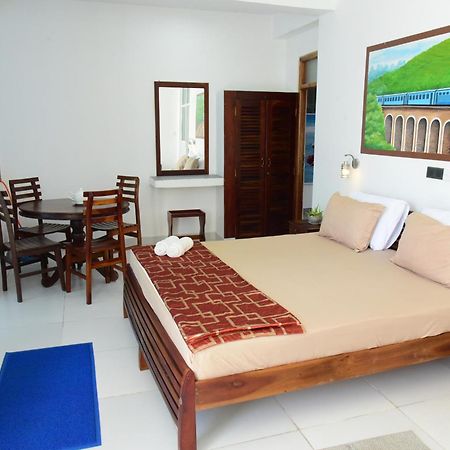 Happy Tuna Guesthouse Hikkaduwa Exterior foto