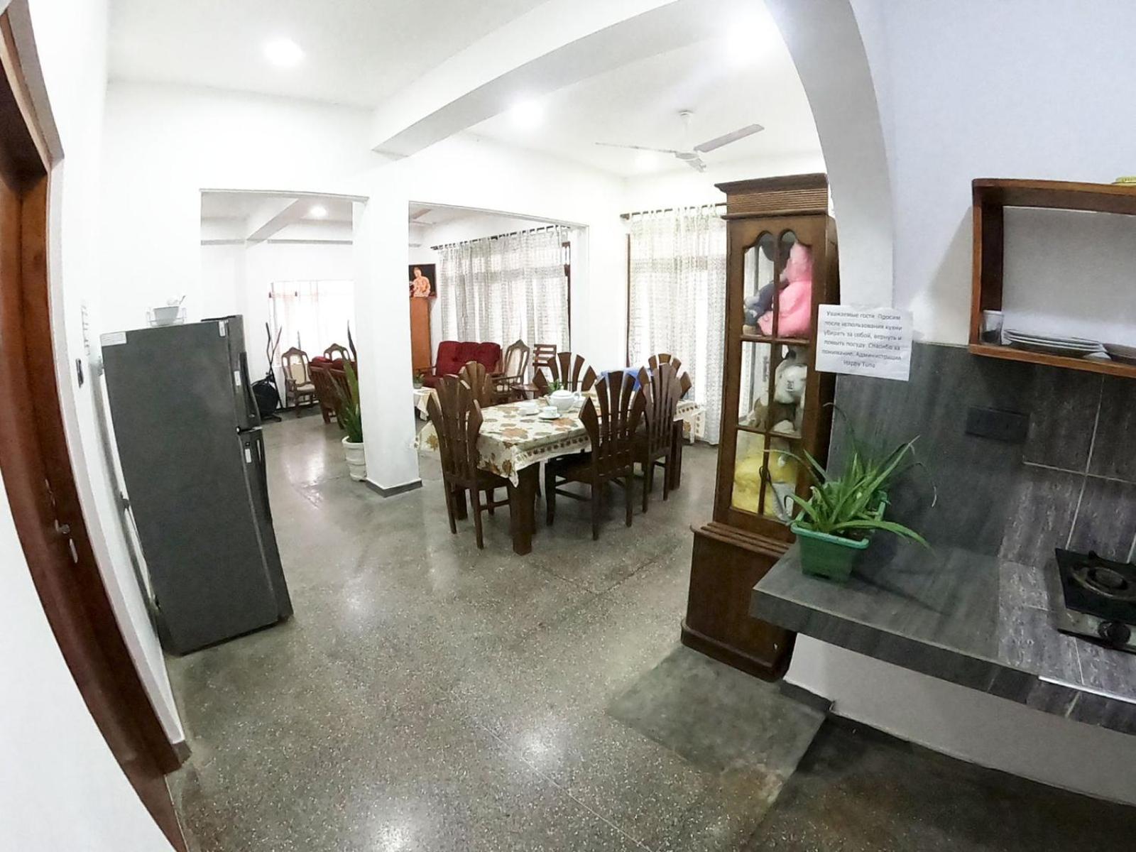Happy Tuna Guesthouse Hikkaduwa Exterior foto