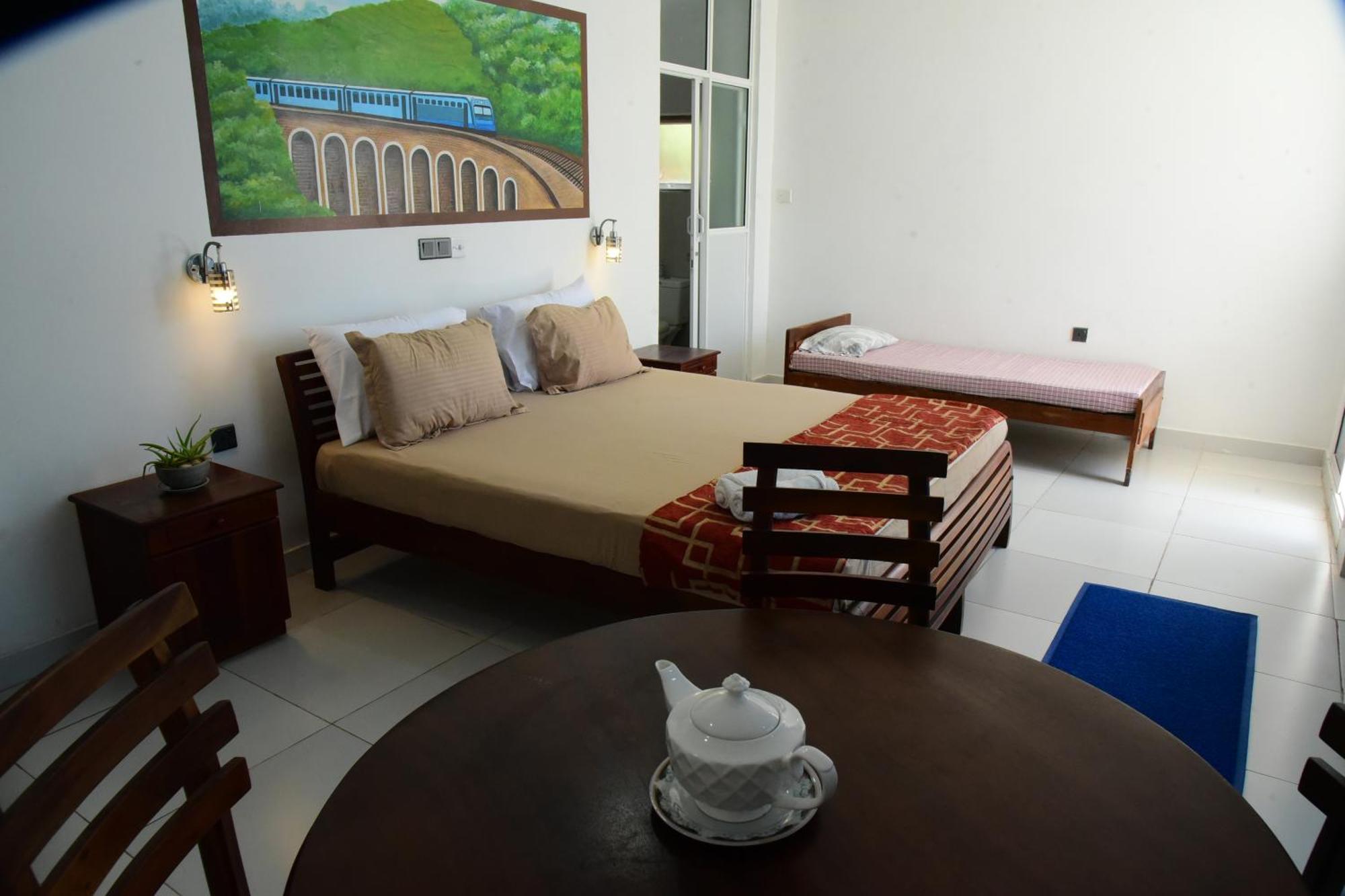 Happy Tuna Guesthouse Hikkaduwa Exterior foto