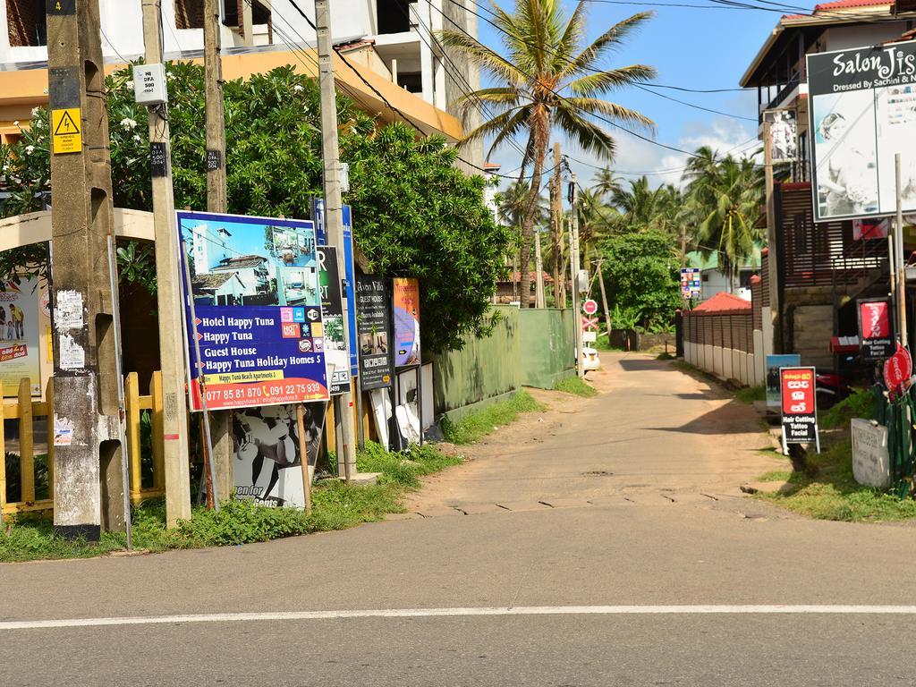 Happy Tuna Guesthouse Hikkaduwa Exterior foto